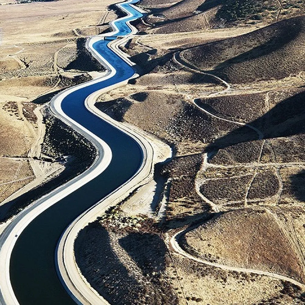 47" Canvas Aqueduct Color Photo