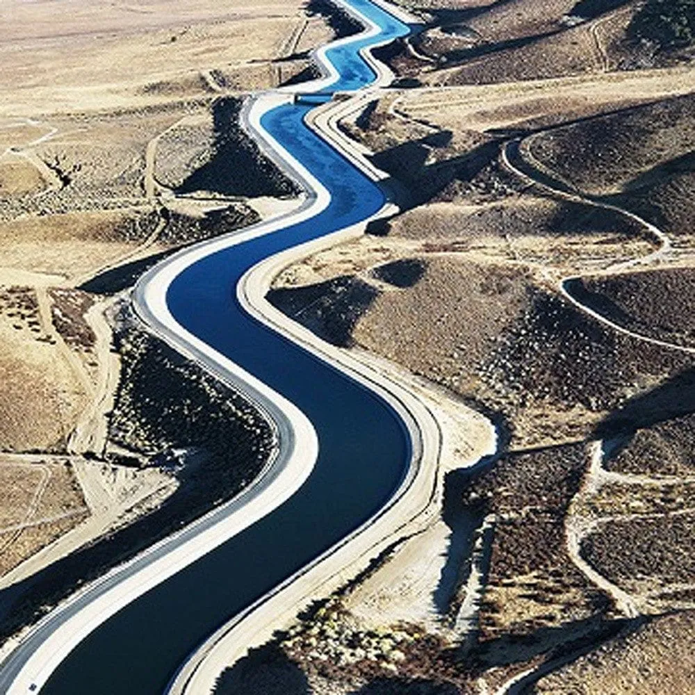 47" Canvas Aqueduct Color Photo