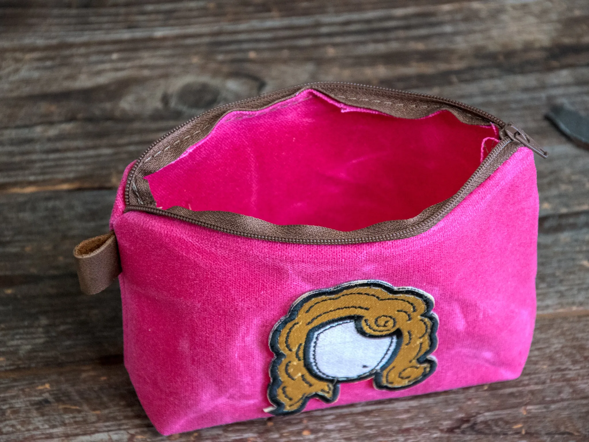 Applique Pouch | Handmade Waxed Canvas Zipper Pouch | DOLLY | Icon Collection