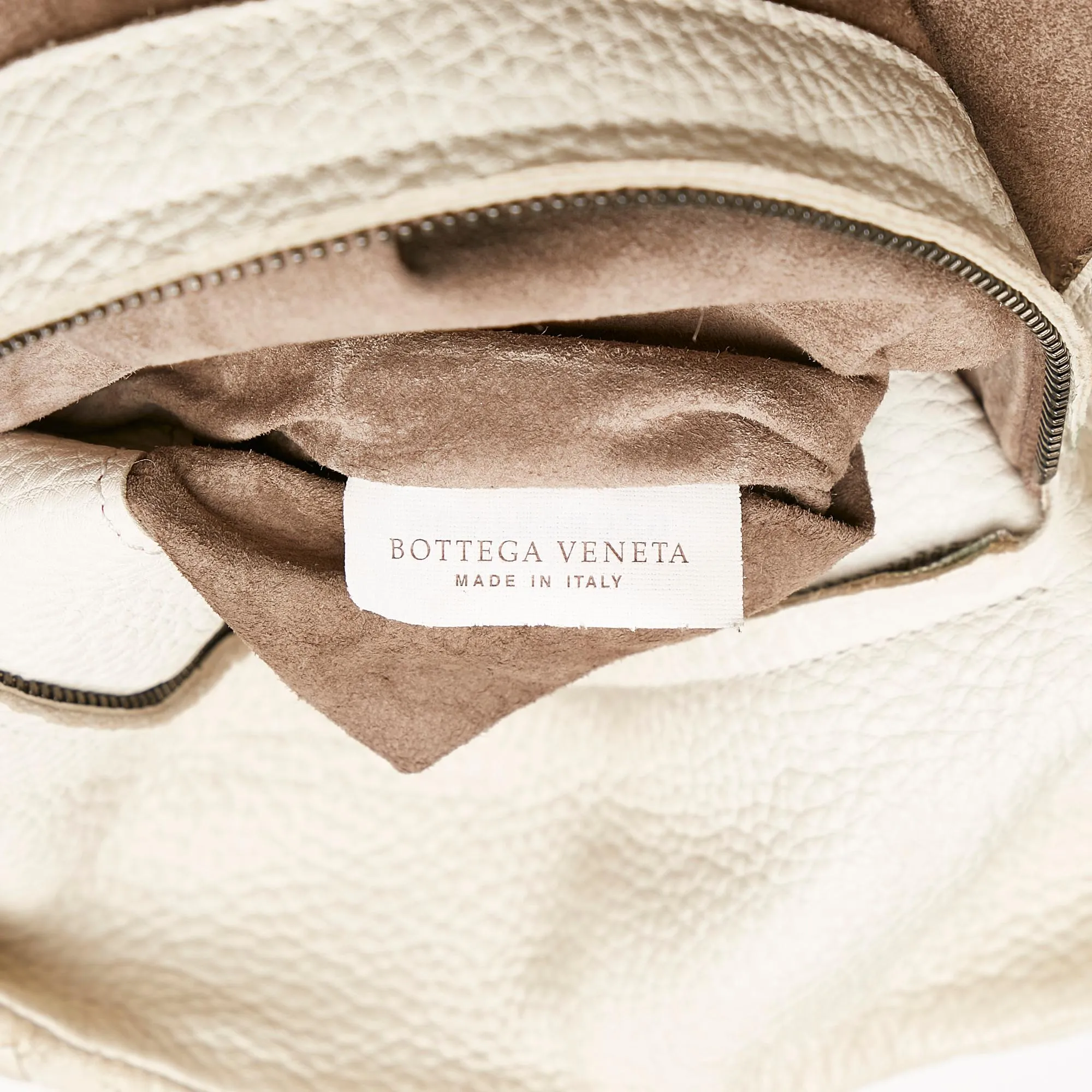 Bottega Veneta Intrecciato Hobo Bag (SHG-37640)