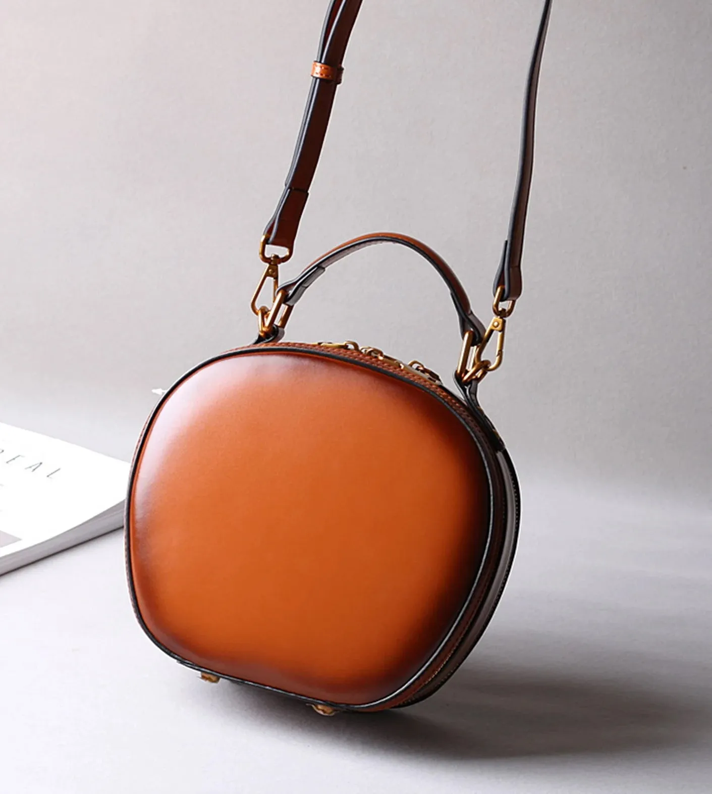 Cowhide Bags, Leather Women's Bags, Retro Bags, Shoulder Messenger Bags, Handbags, Fashionable Round Bags