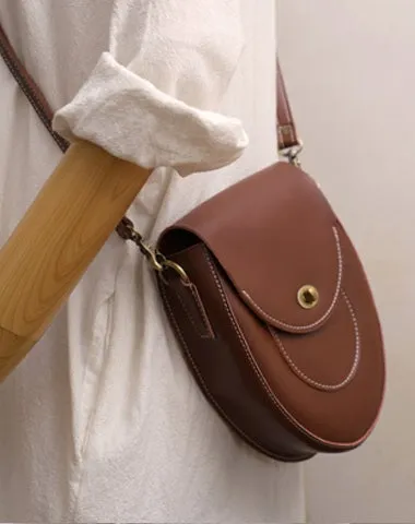 Cute Black LEATHER Saddle Side Bag WOMEN SHOULDER BAG Crossbody Saddle Purse FOR WOMEN