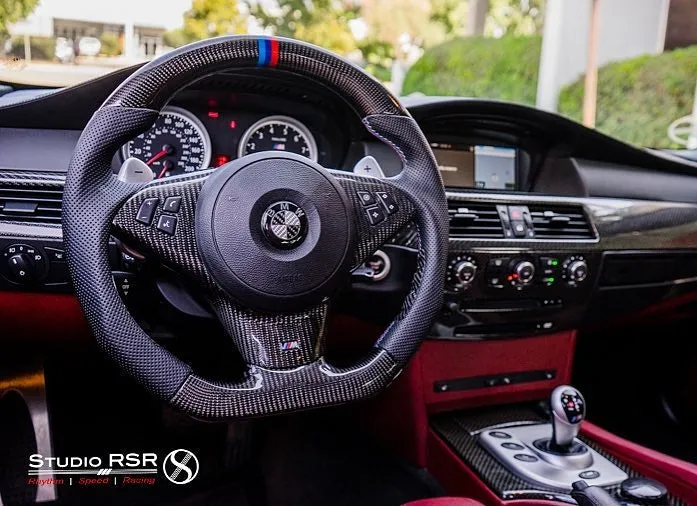 Dinmann CF Steering Wheel | E6X M5 & M6 | - with up to 300$ Refund Option