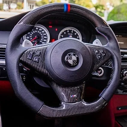 Dinmann CF Steering Wheel | E6X M5 & M6 | - with up to 300$ Refund Option