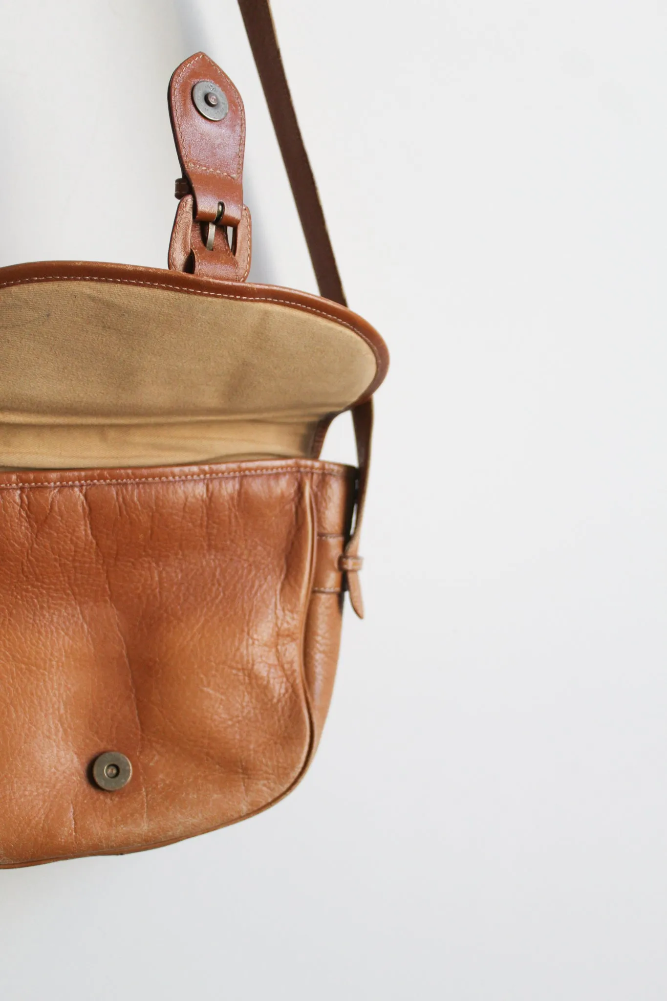 leather saddle bag