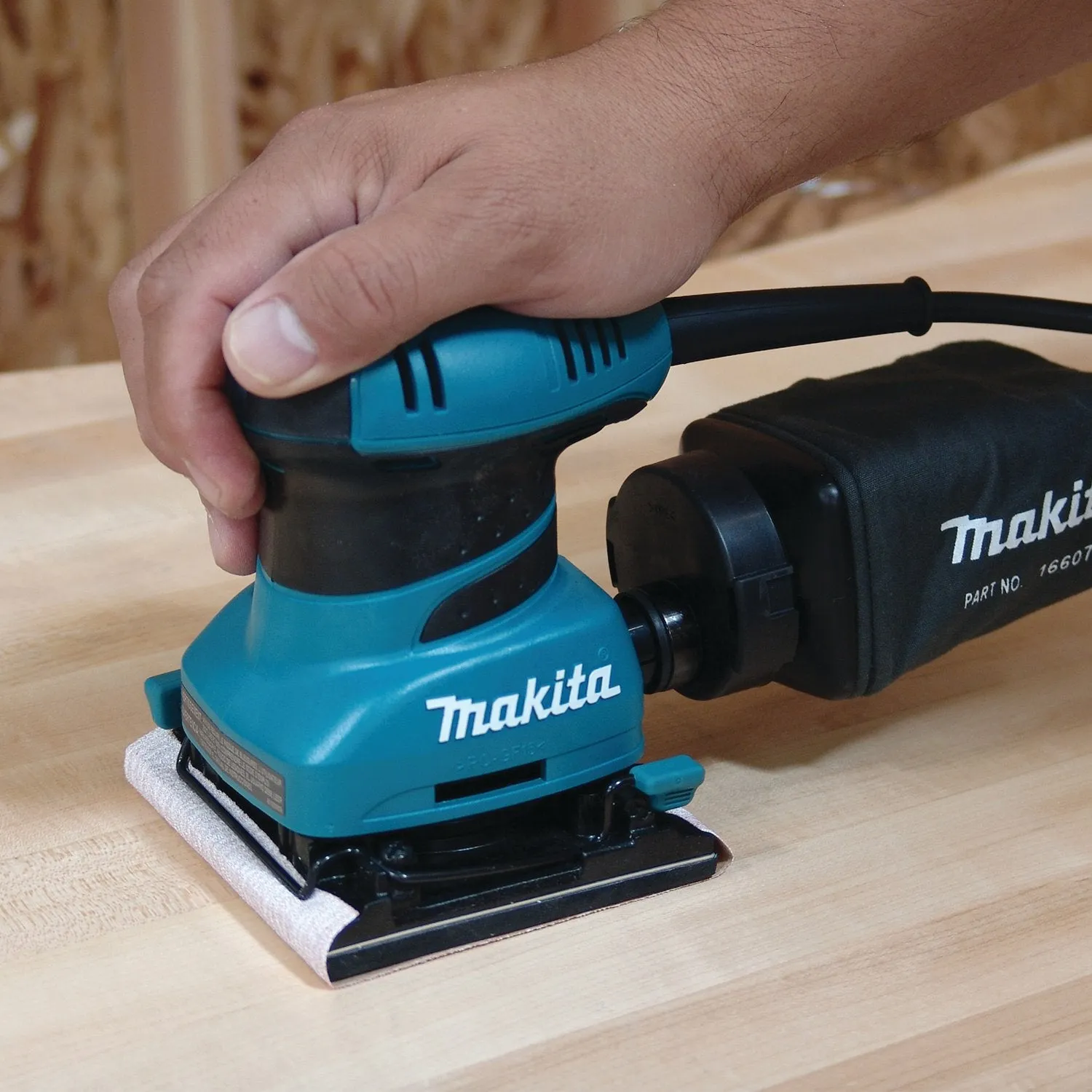 Makita (BO4556-R) 1/4 Sheet Finishing Sander (Factory Reconditioned)