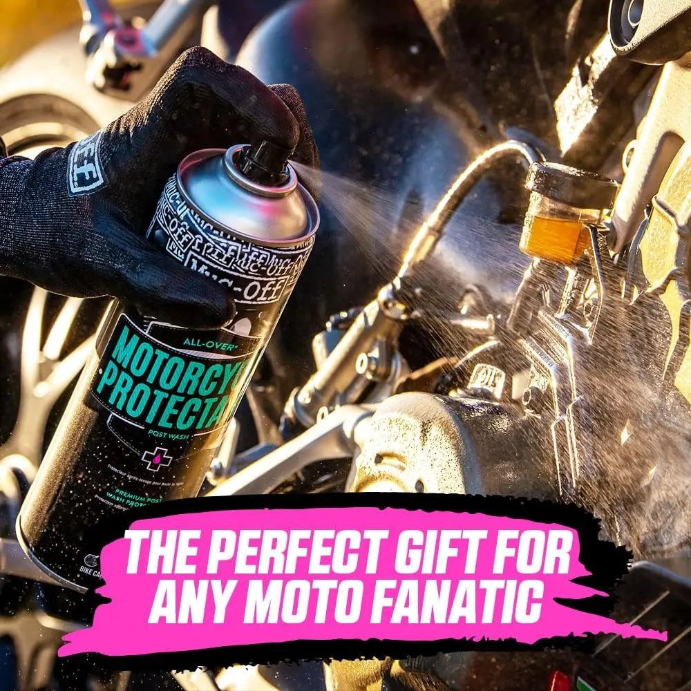 Muc-Off Motorcycle Essentials Cleaning Kit