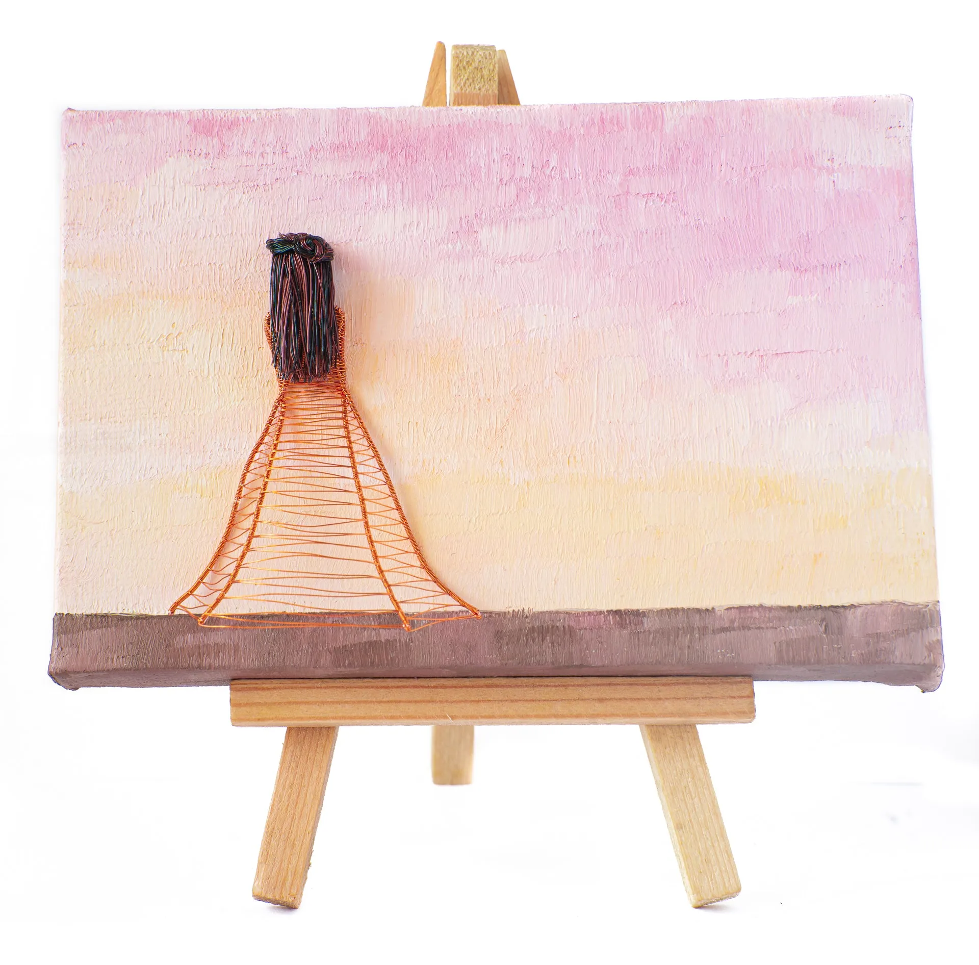 Personalised Mini Wireart Girl: Bronze Dress, Sunset 2