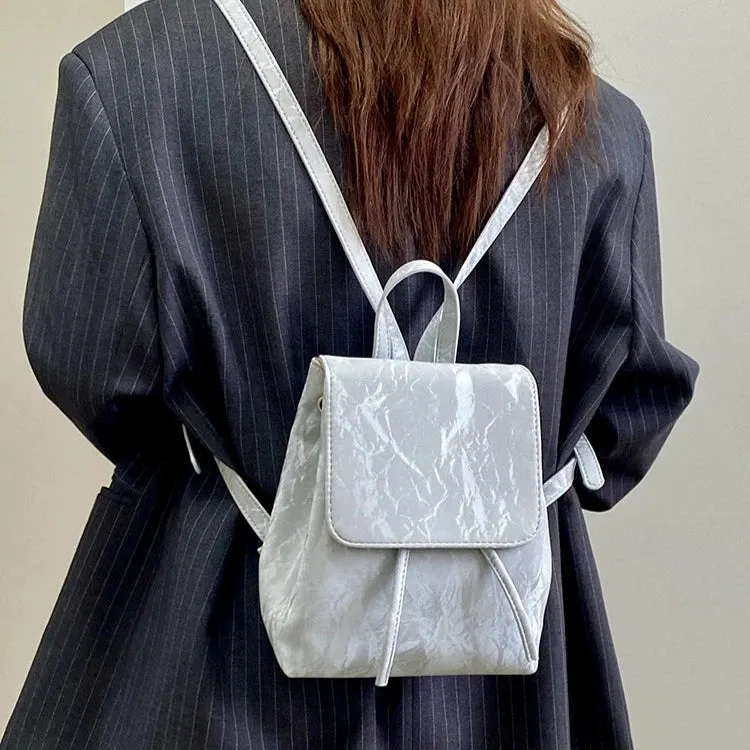 Small Retro Silver Backpack - Stylish Women's Shoulder Bag