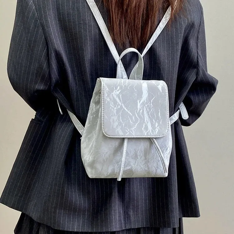 Small Retro Silver Backpack - Stylish Women's Shoulder Bag