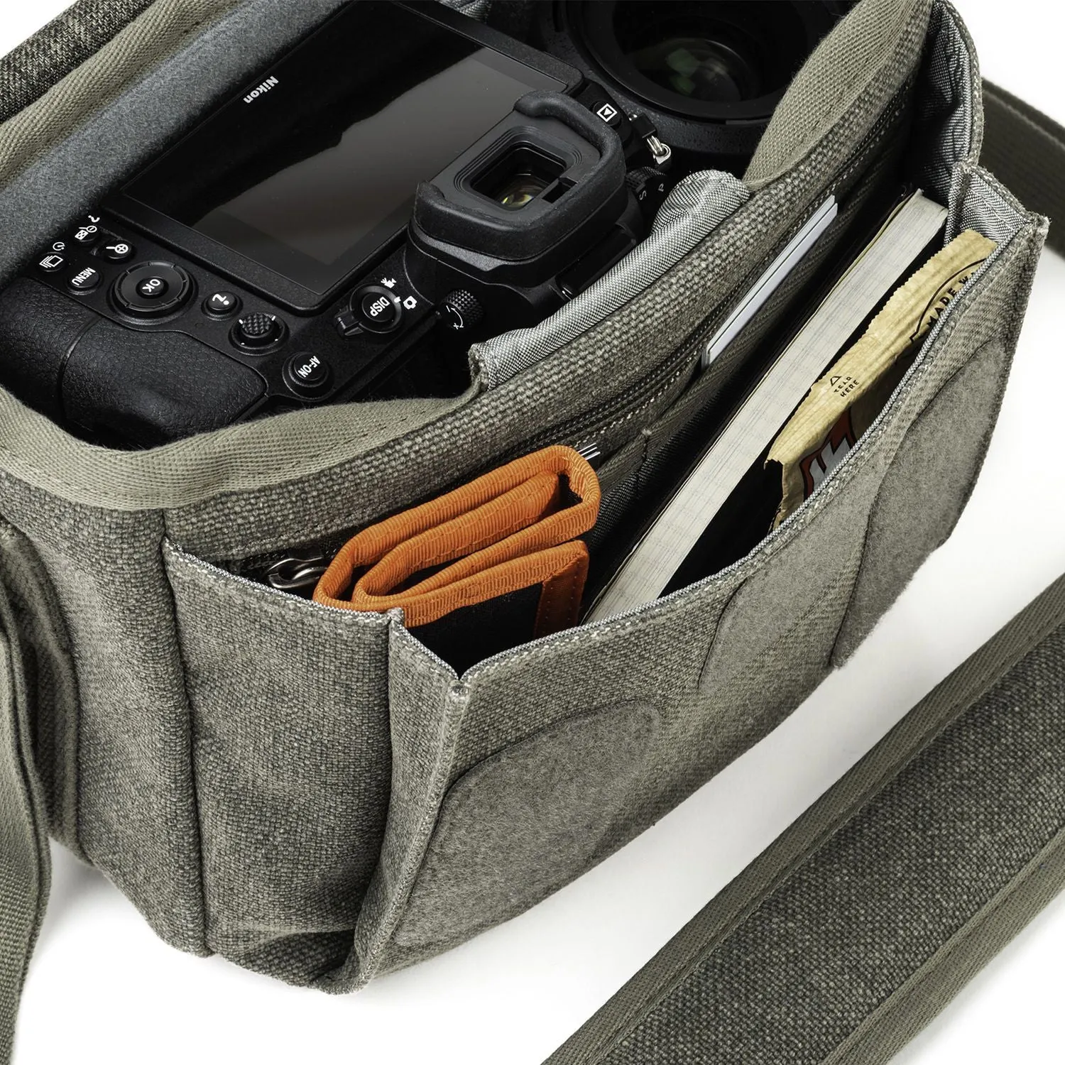 Think Tank Photo Retrospective 4 V2.0  Shoulder Bag (Black)